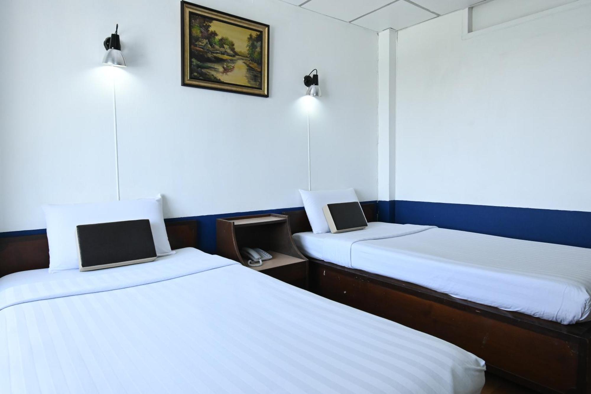 The Krungkasem Srikrung Hotel Bangkok Quarto foto
