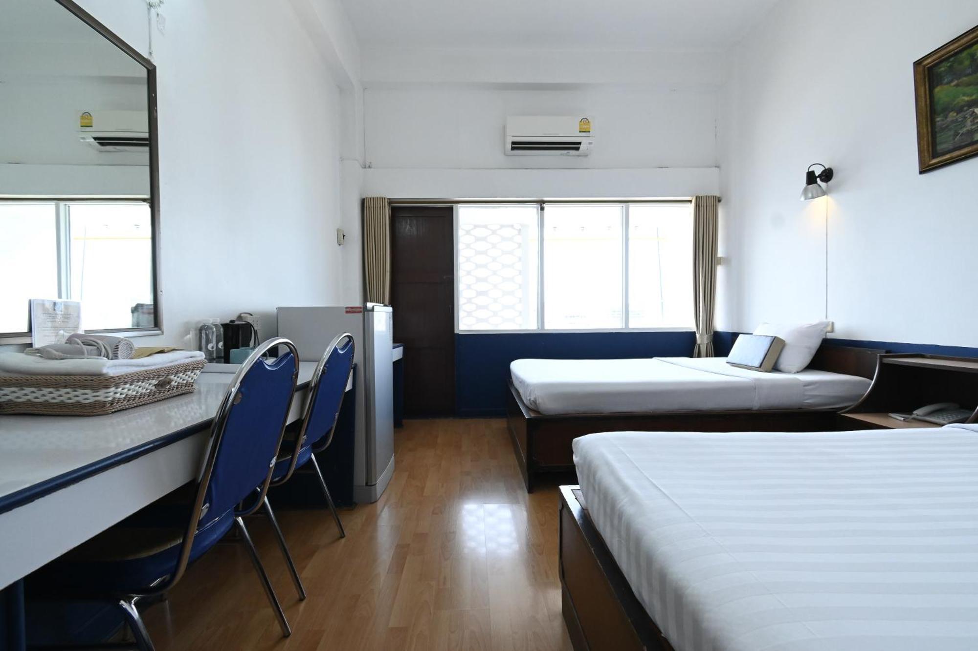 The Krungkasem Srikrung Hotel Bangkok Quarto foto