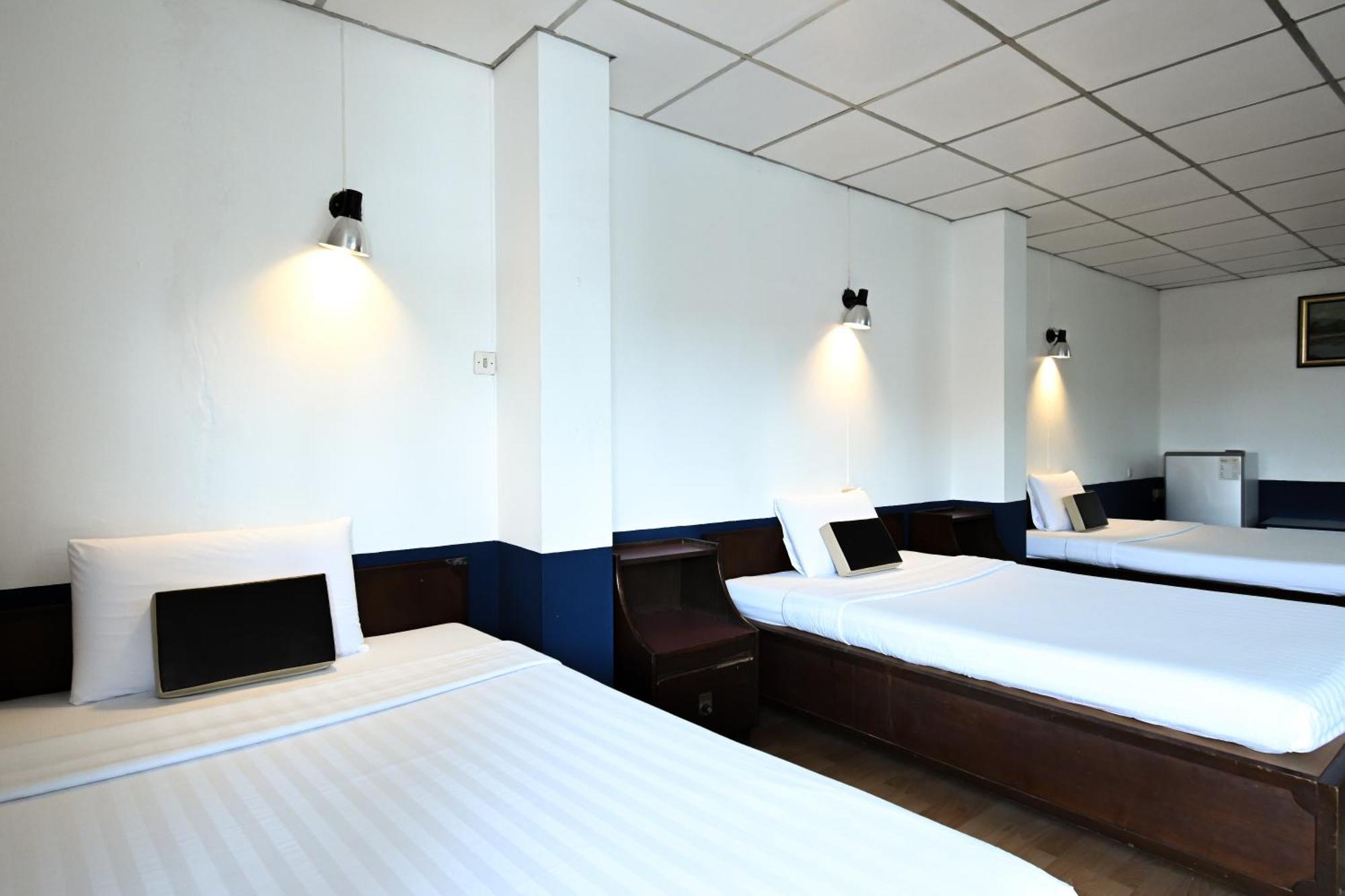 The Krungkasem Srikrung Hotel Bangkok Quarto foto