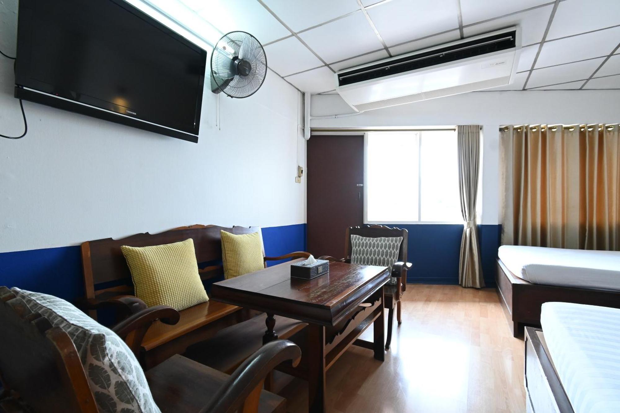 The Krungkasem Srikrung Hotel Bangkok Quarto foto