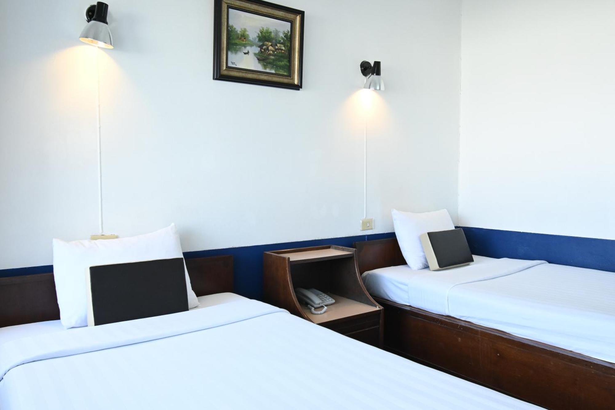 The Krungkasem Srikrung Hotel Bangkok Quarto foto