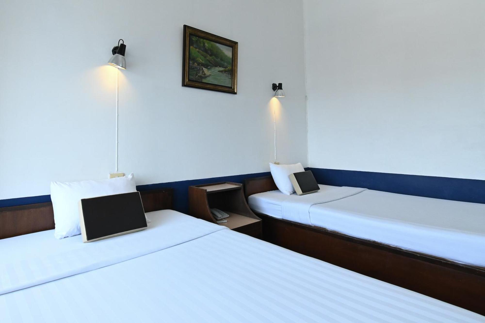 The Krungkasem Srikrung Hotel Bangkok Quarto foto